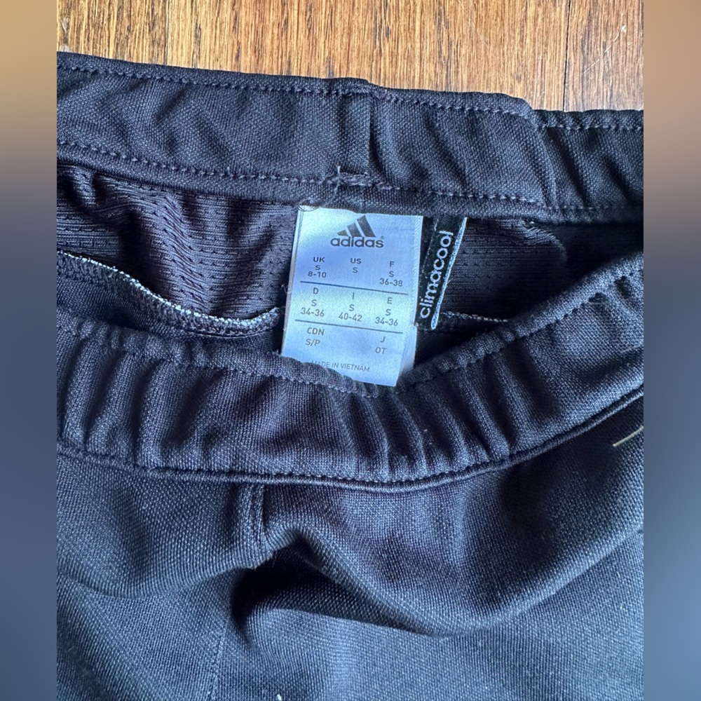 Adidas men’s track pants - Picture 2 of 2